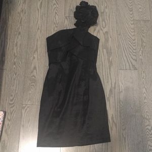 Black dress by Daisy